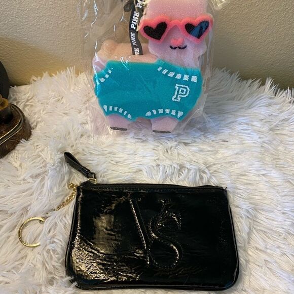 Victoria’s Secret Black Change Purse Llama Sponge - Picture 1 of 11